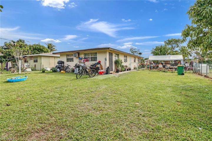 5325 Gilchrist ST, NAPLES FL 34113