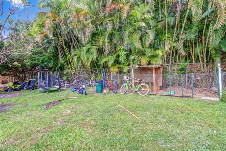 5325 Gilchrist ST, NAPLES FL 34113