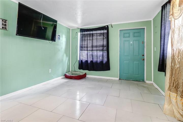 5325 Gilchrist ST, NAPLES FL 34113