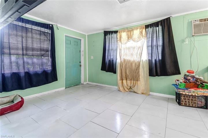 5325 Gilchrist ST, NAPLES FL 34113