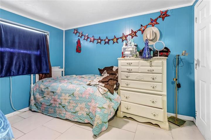 5325 Gilchrist ST, NAPLES FL 34113