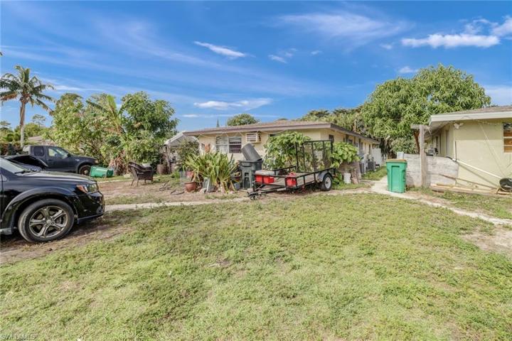 5325 Gilchrist ST, NAPLES FL 34113