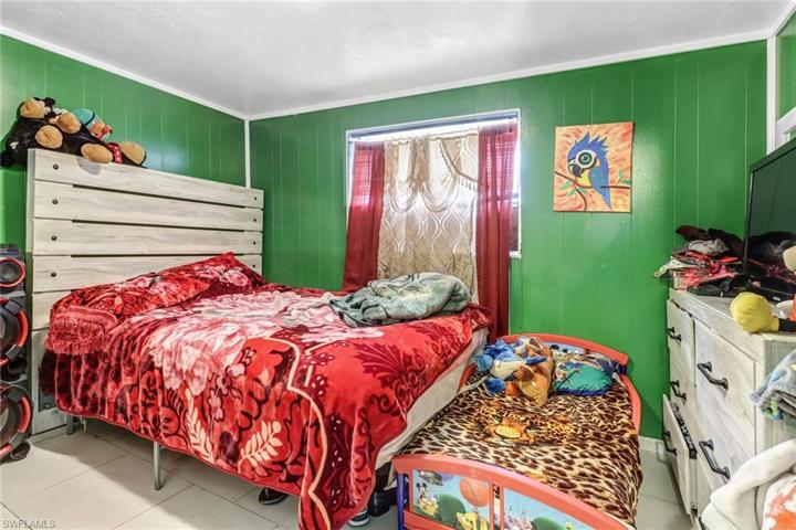 5325 Gilchrist ST, NAPLES FL 34113