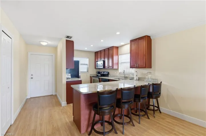 4718 Se 5th Ave 9, Cape Coral, Florida 33904