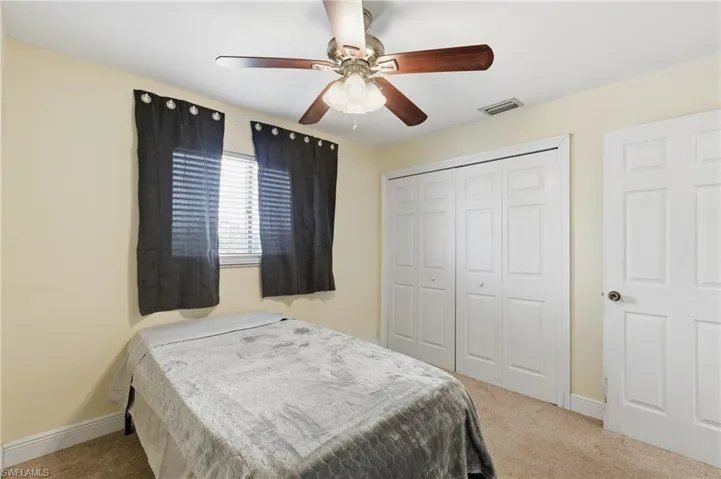 4718 Se 5th Ave 9, Cape Coral, Florida 33904