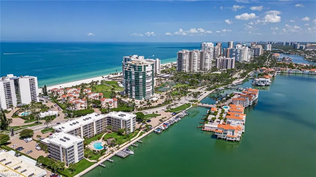 3500 Gulf Shore BLVD, Naples, FL 34103,225041364