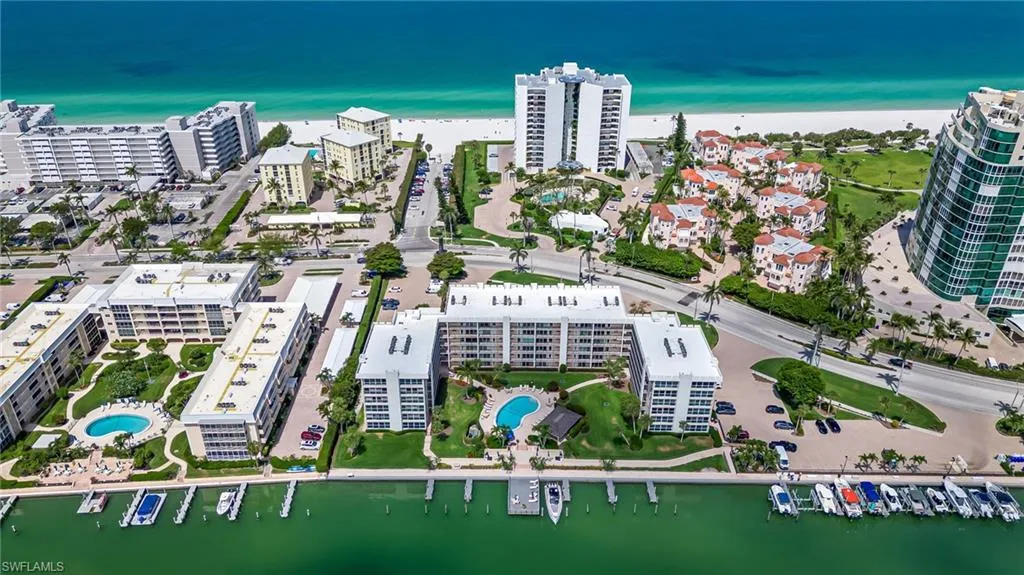 3500 Gulf Shore BLVD, Naples, FL 34103,225041364