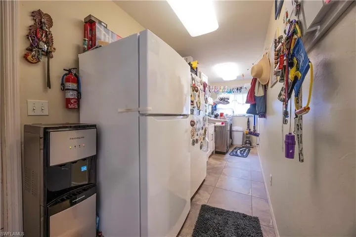 469 Ne 1st Pl, Cape Coral, Florida 33909