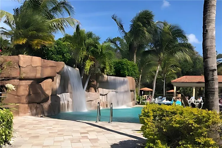Community Resort-Style Pool