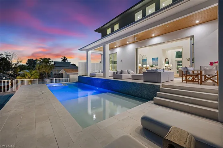 Pool - Sunset View