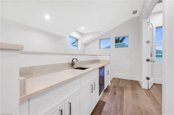 2nd Floor Wet Bar
