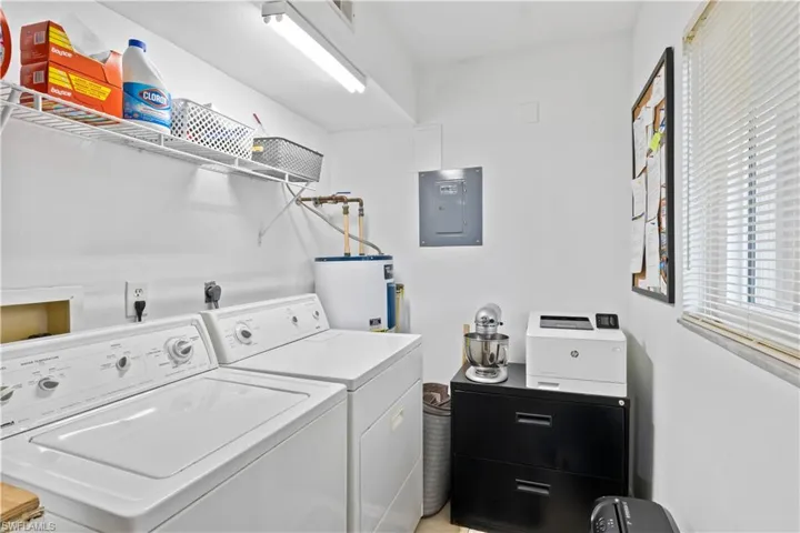 Spacious laundry room.