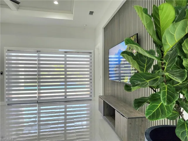 Details featuring tile patterned flooring
