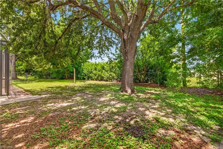 1634 Country Club Blvd, Cape Coral, Florida 33990
