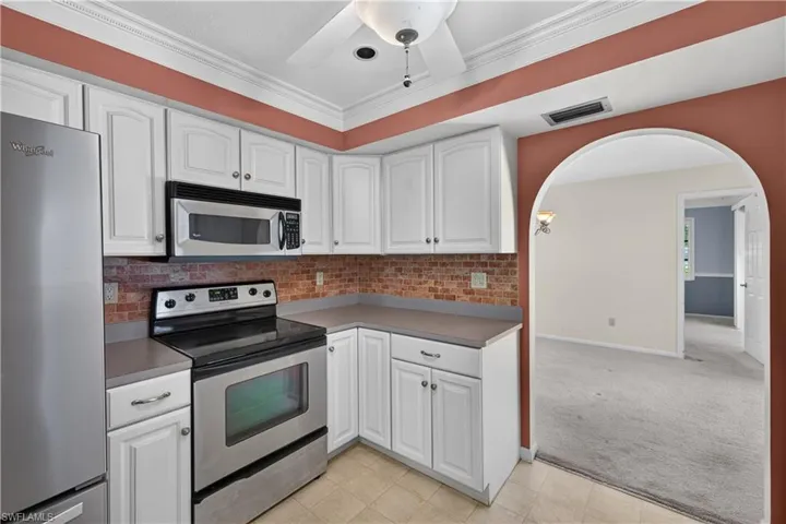 1634 Country Club Blvd, Cape Coral, Florida 33990