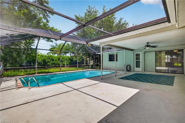1634 Country Club Blvd, Cape Coral, Florida 33990