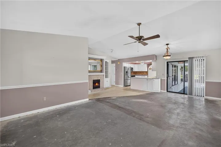 1634 Country Club Blvd, Cape Coral, Florida 33990