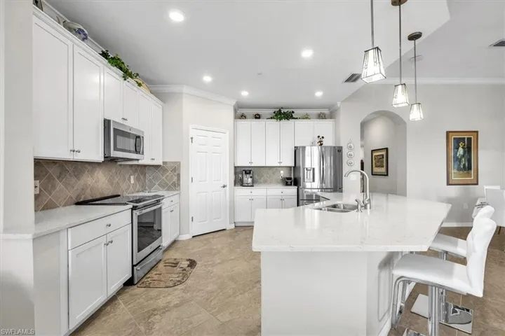 Spacious kitchen