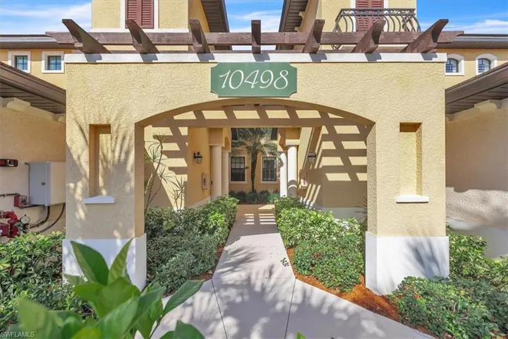 Spanish style entry