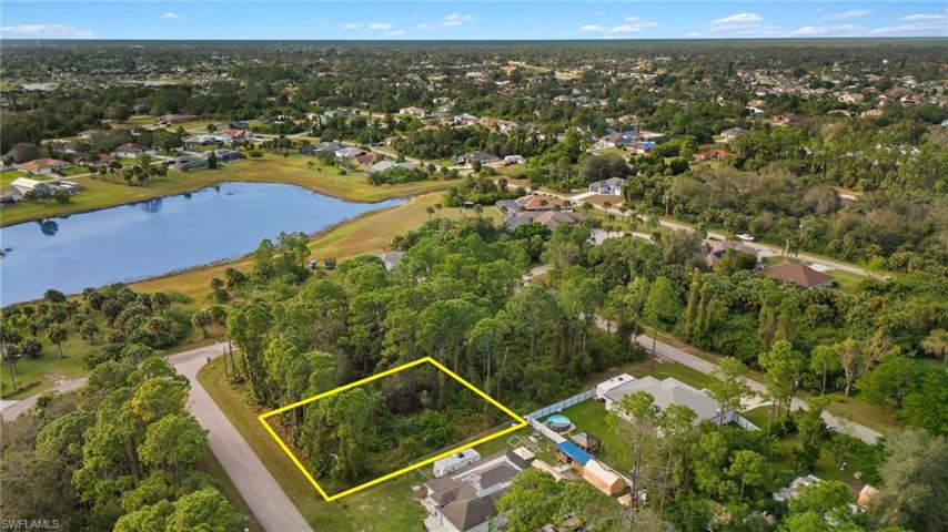 863  Kidvale  ST, Lehigh Acres, FL 33974