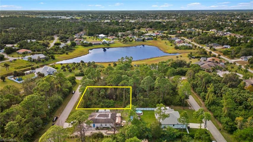 863  Kidvale  ST, Lehigh Acres, FL 33974