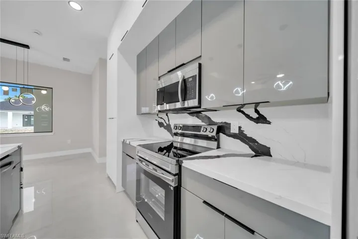 3618 6th St Sw, Lehigh Acres, Florida 33976