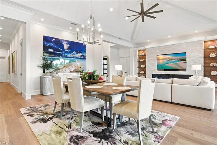 Dining Room / Living Room