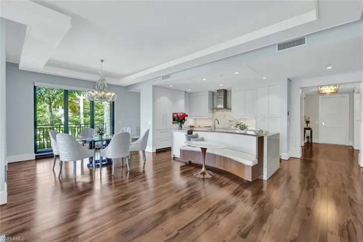 1035 3rd Ave S 201, Naples, Florida 34102