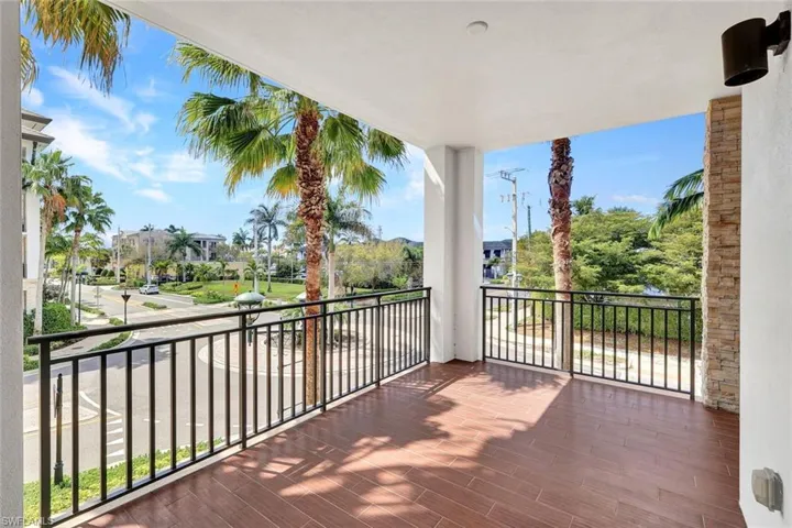 1035 3rd Ave S 201, Naples, Florida 34102