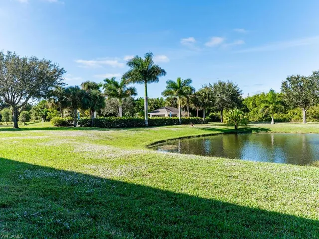 326  Newport  DR, Naples, FL 34114