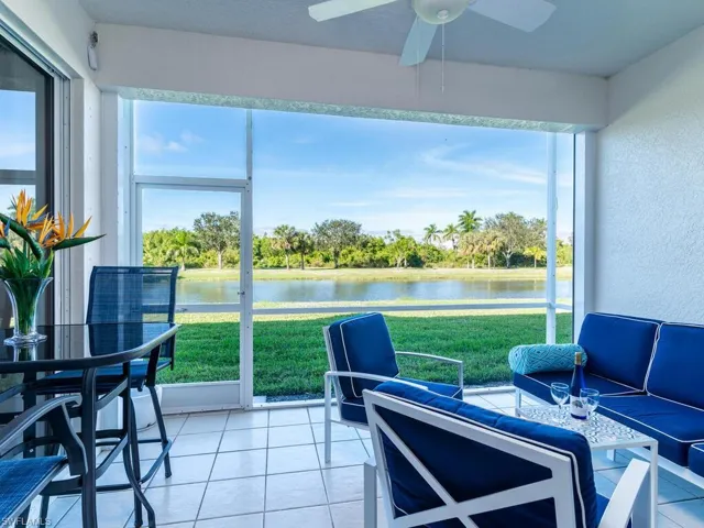 326  Newport  DR, Naples, FL 34114