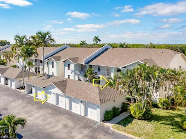 326  Newport  DR, Naples, FL 34114
