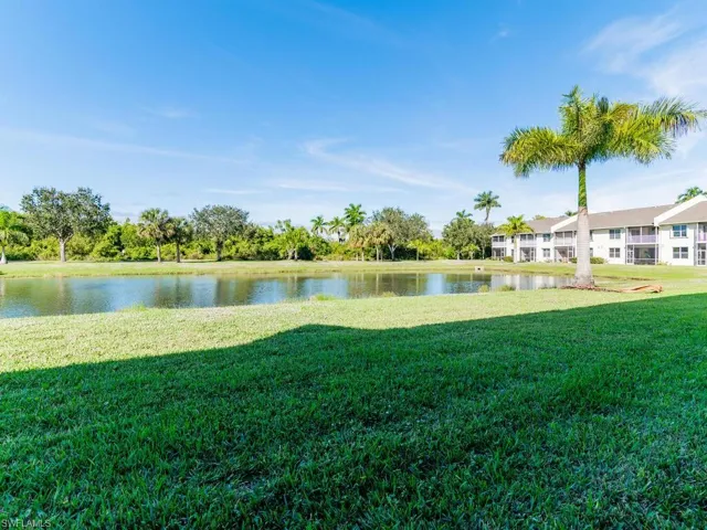 326  Newport  DR, Naples, FL 34114
