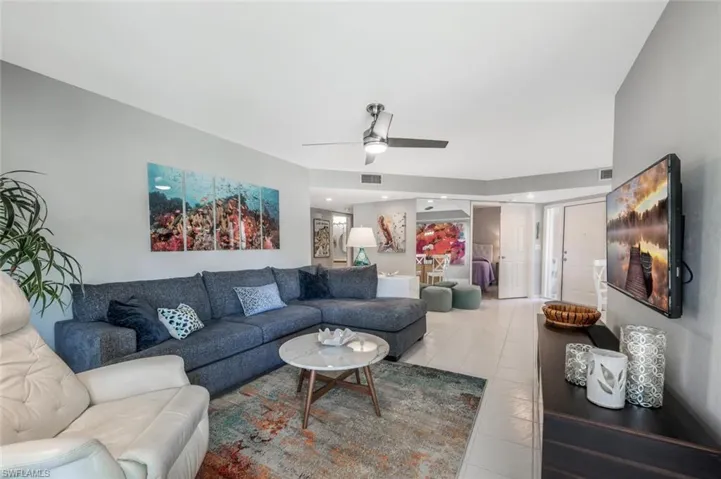 7275  Ascot  CT, Naples, FL 34104