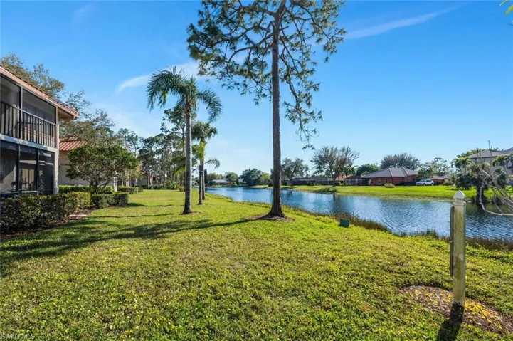 7275  Ascot  CT, Naples, FL 34104