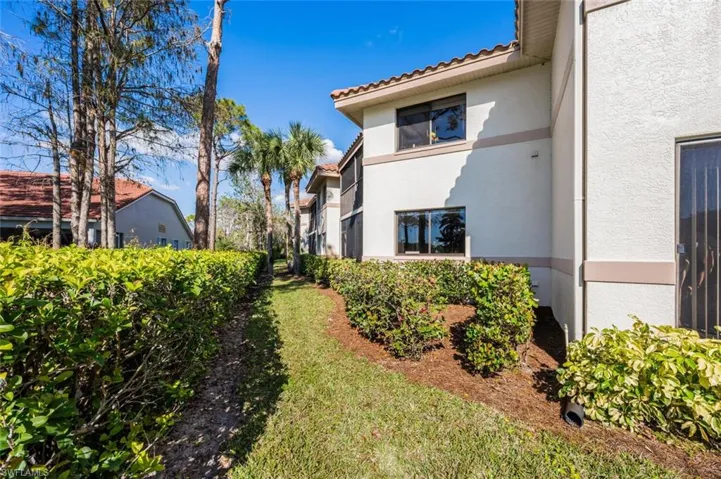 7275  Ascot  CT, Naples, FL 34104
