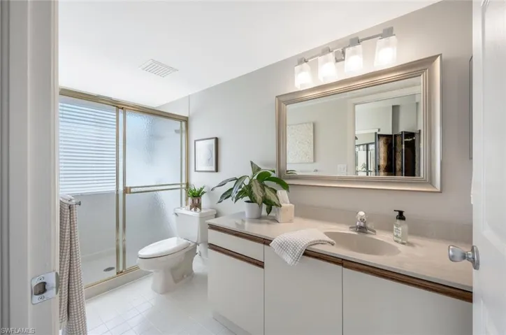 7275  Ascot  CT, Naples, FL 34104