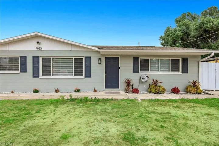 942 Narcissus St, North Fort Myers, Florida 33903