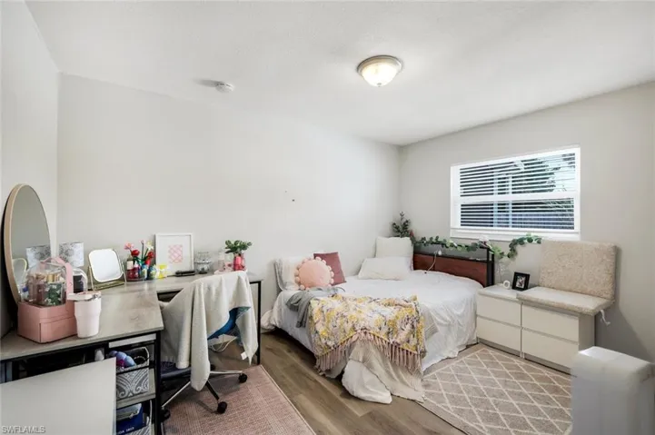 942 Narcissus St, North Fort Myers, Florida 33903