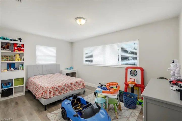 942 Narcissus St, North Fort Myers, Florida 33903
