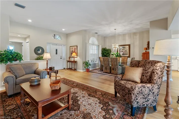 Plenty of room to entertain your guest