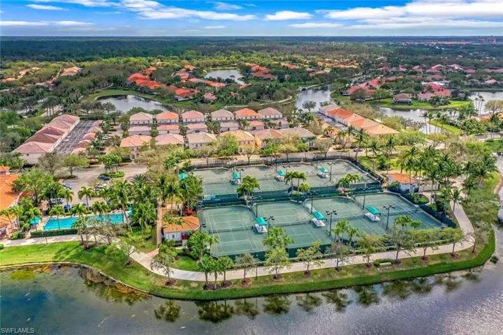 5449  Freeport  LN, Naples, FL 34119
