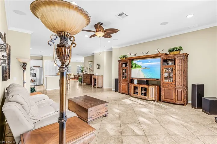 3007 Lake Butler Ct, Cape Coral, Florida 33909