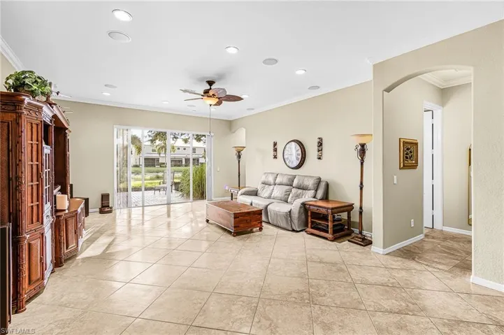3007 Lake Butler Ct, Cape Coral, Florida 33909