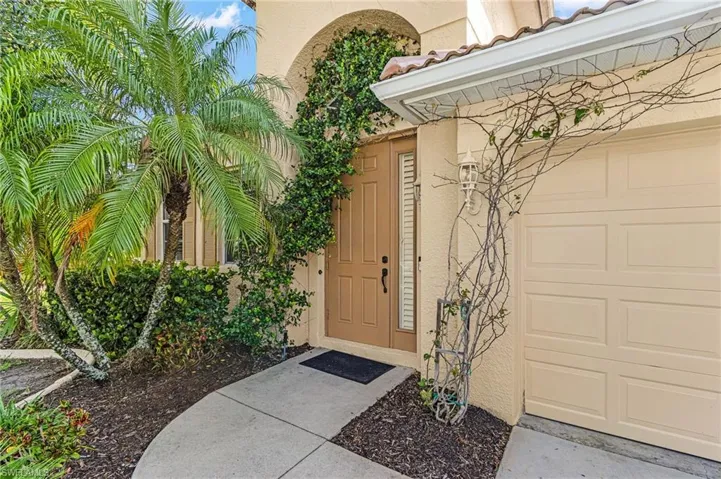 3007 Lake Butler Ct, Cape Coral, Florida 33909