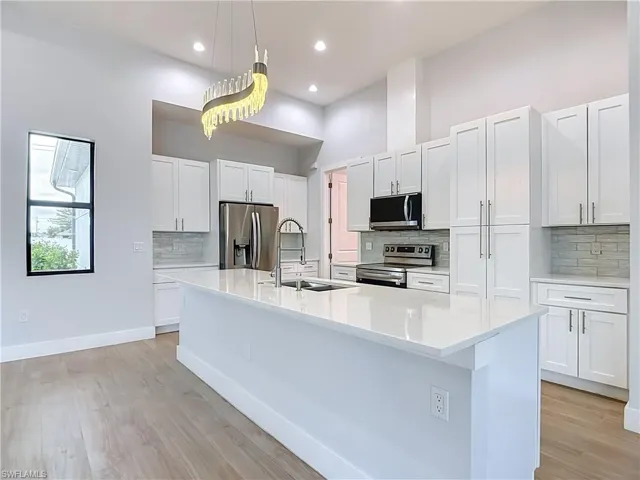 620 Sw 26th St, Cape Coral, Florida 33914