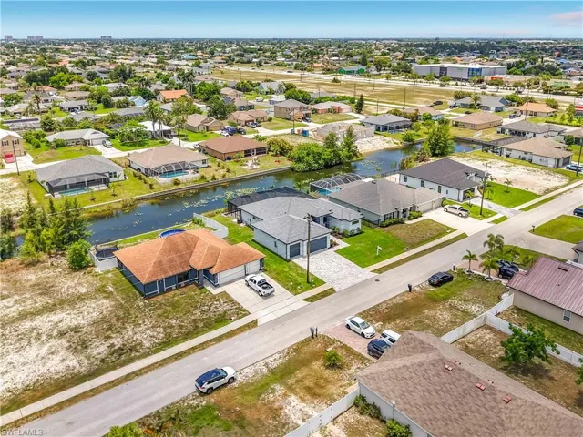 620 Sw 26th St, Cape Coral, Florida 33914