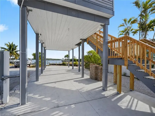 69 Emily Ln, Fort Myers Beach, Florida 33931