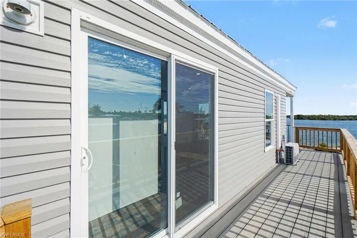 69 Emily Ln, Fort Myers Beach, Florida 33931