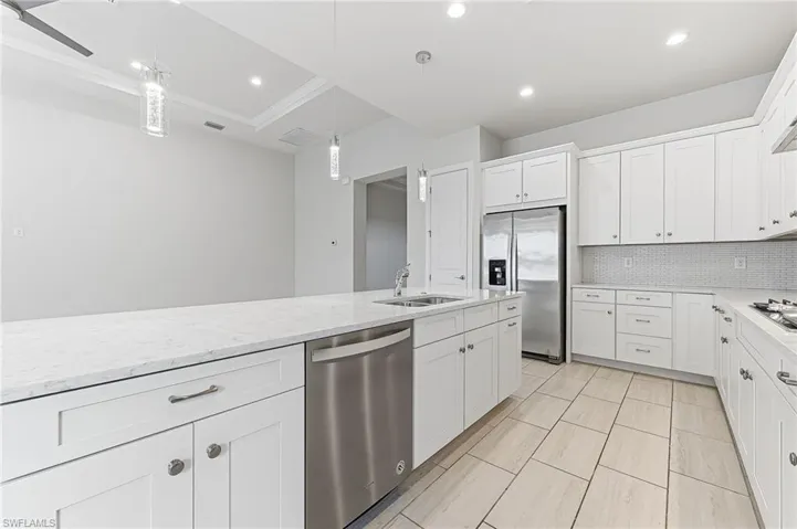 8957 Mustique Ln, Naples, Florida 34114